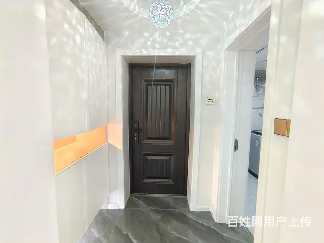 园丁书包树梁 两室大客厅 个人精装修 地热  拎包入住 - 图片 8