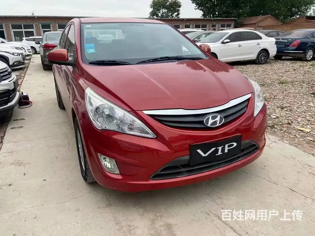现代 瑞纳 2010款 瑞纳-三厢 1.4 手动 GS 舒适 - 图片 1