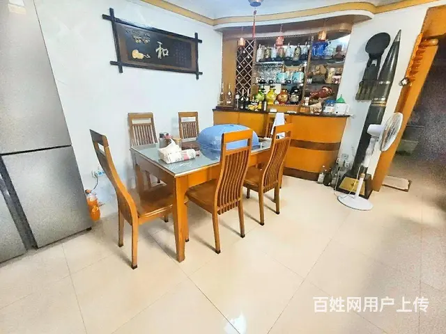 好房带大露台 带杂物房 体育旁 第九十二 满五   双卫 - 图片 1