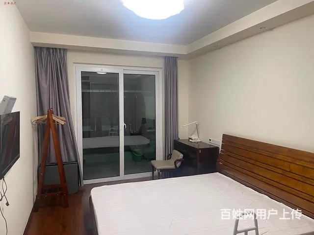 皇家首座东区，122平，精装修，中央空调+地暖，2 - 图片 3