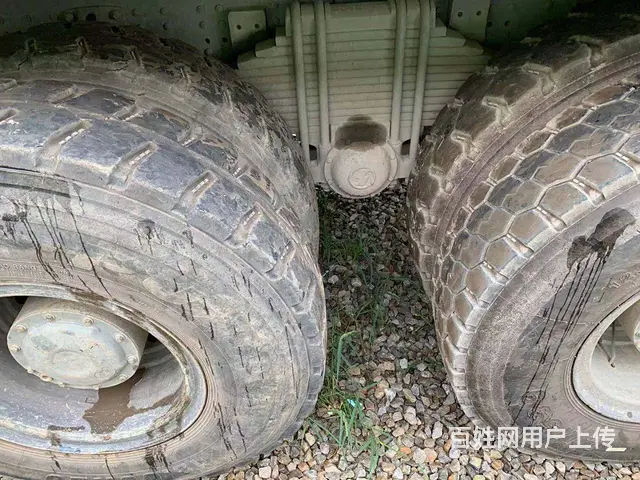 出售18年6.8米德龙自卸车 375马力 前四后八 - 图片 4